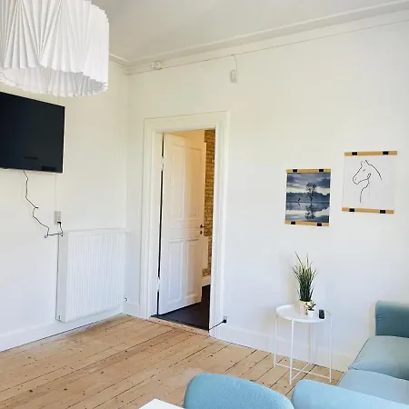 Aday - Mansion - 1 Bedroom With Big Terrace Lägenhet *